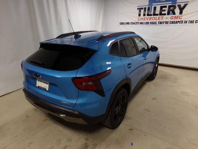 new 2025 Chevrolet Trax car, priced at $27,425