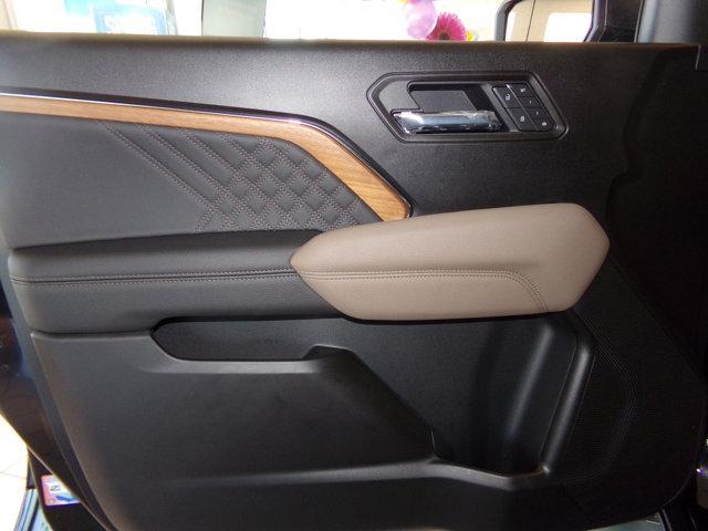 new 2025 GMC Canyon car, priced at $54,565