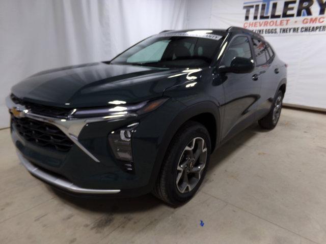new 2025 Chevrolet Trax car, priced at $25,485