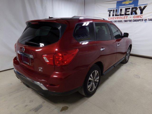 used 2017 Nissan Pathfinder car, priced at $18,422