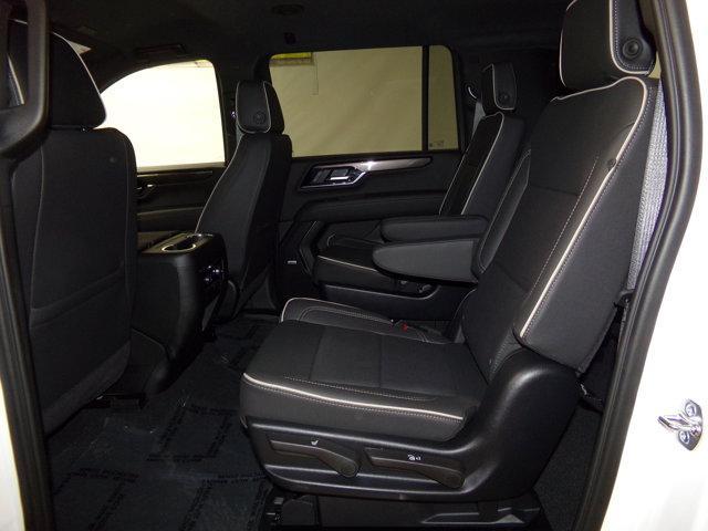 new 2025 GMC Yukon XL car