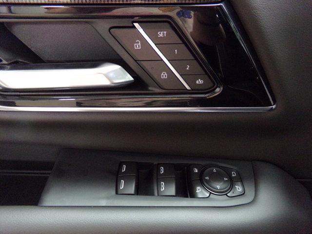new 2025 GMC Yukon XL car