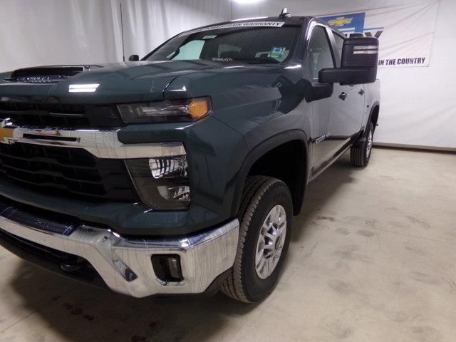 new 2025 Chevrolet Silverado 2500 car, priced at $60,000