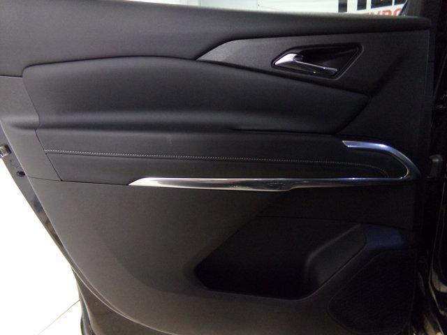 used 2025 Chevrolet Traverse car, priced at $44,991