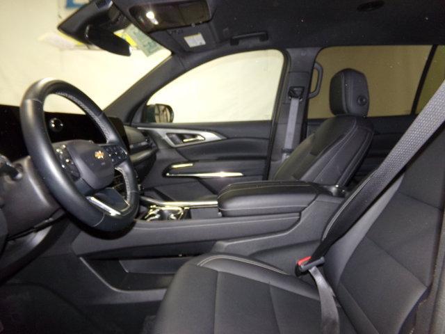 used 2025 Chevrolet Traverse car, priced at $44,991