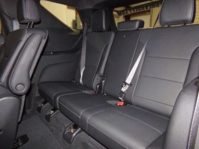 used 2025 Chevrolet Traverse car, priced at $44,991