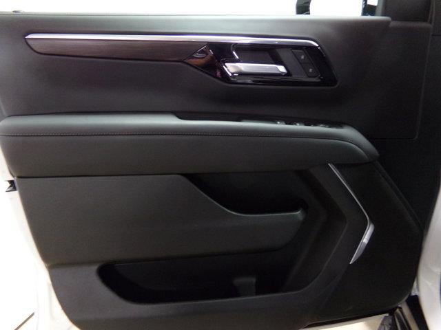 new 2025 Chevrolet Suburban car, priced at $66,245
