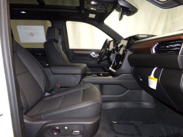 new 2025 GMC Yukon XL car