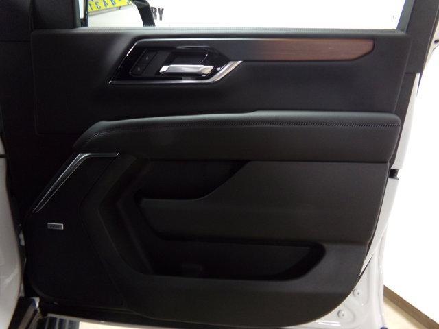 new 2025 GMC Yukon XL car