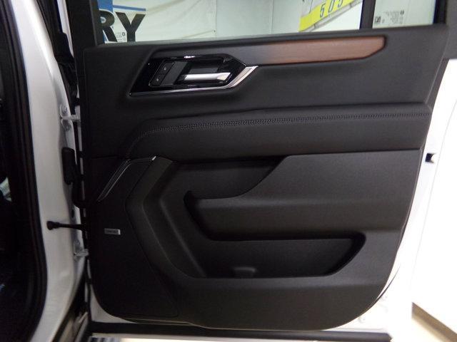 new 2025 GMC Yukon XL car