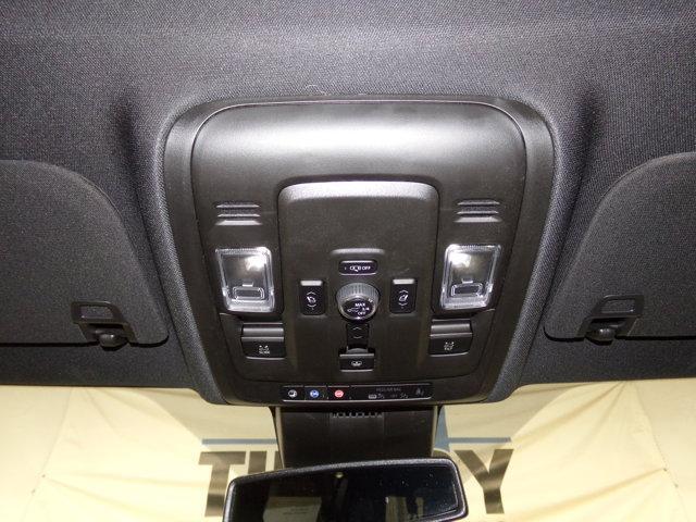 new 2025 GMC Yukon XL car