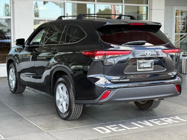 used 2021 Toyota Highlander car, priced at $25,950