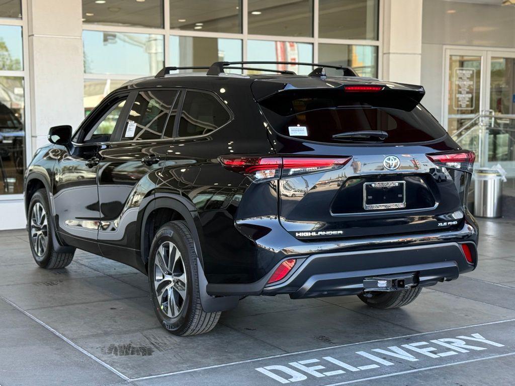 new 2026 Toyota Highlander car, priced at $48,692