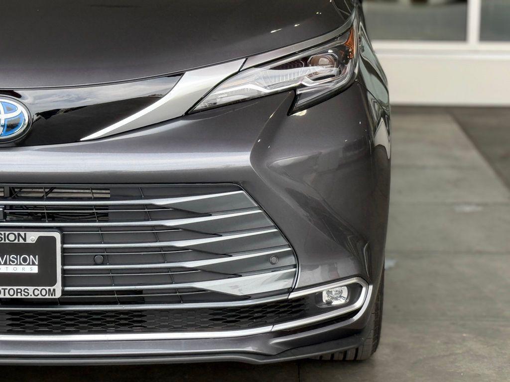 new 2025 Toyota Sienna car, priced at $61,049