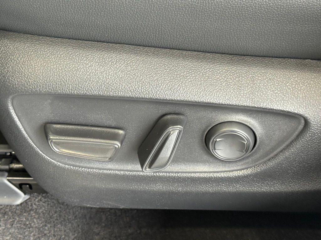 new 2026 Toyota Grand Highlander Hybrid car, priced at $51,863