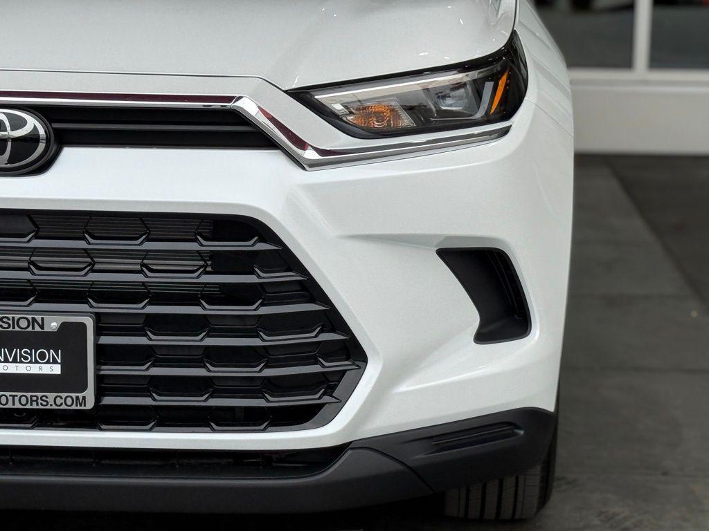 new 2026 Toyota Grand Highlander Hybrid car, priced at $51,863