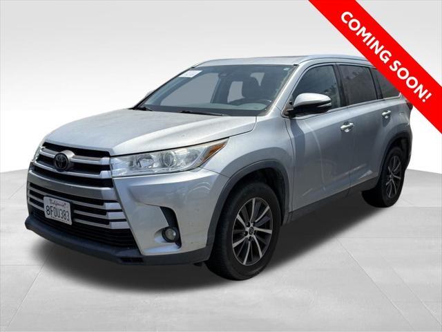 used 2019 Toyota Highlander car, priced at $26,300