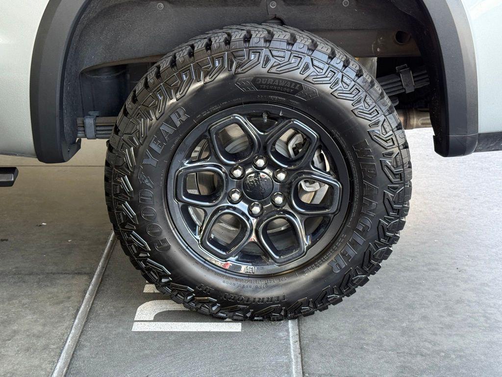 used 2024 Chevrolet Silverado 1500 car, priced at $60,187