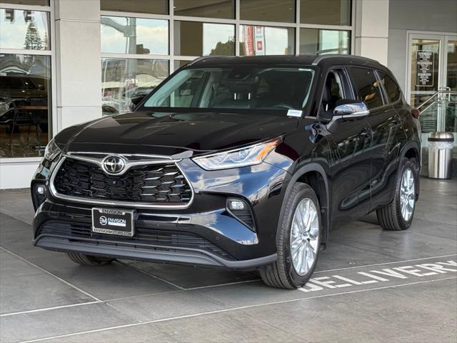 used 2023 Toyota Highlander car, priced at $42,696