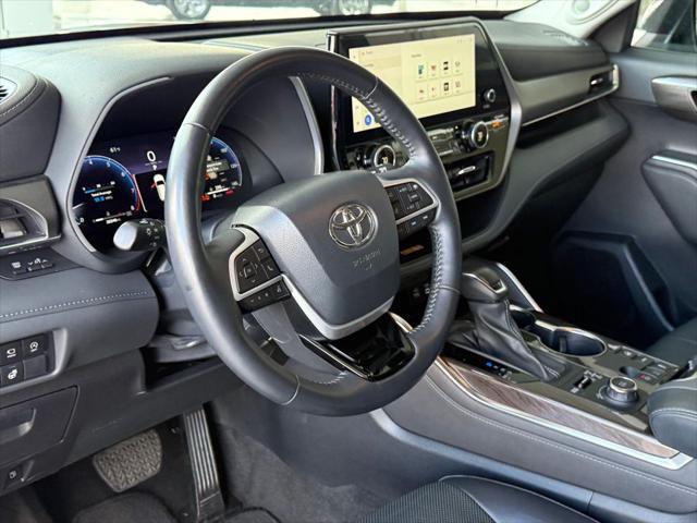 used 2023 Toyota Highlander car, priced at $42,696