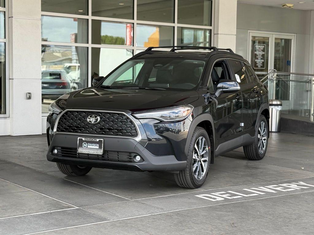 new 2025 Toyota Corolla Cross car, priced at $32,453
