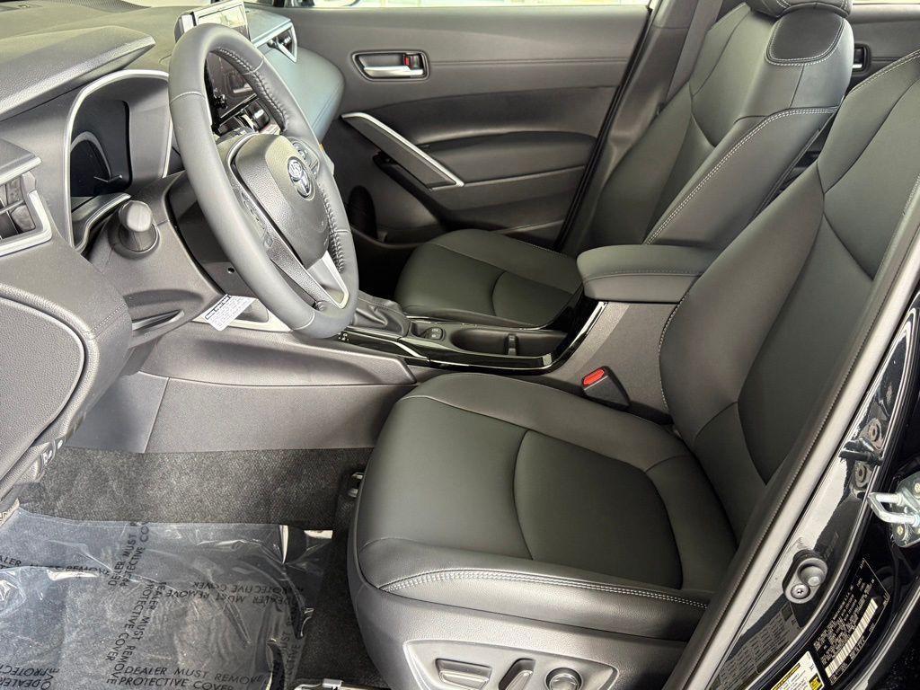 new 2025 Toyota Corolla Cross car, priced at $32,453