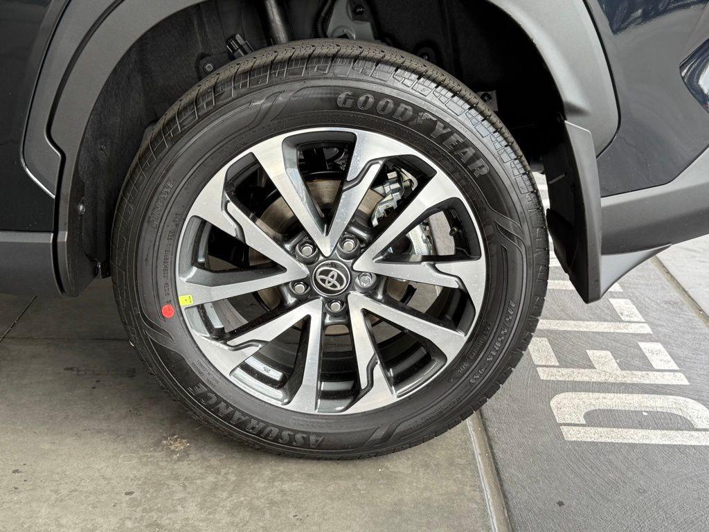 new 2025 Toyota Corolla Cross car, priced at $32,453
