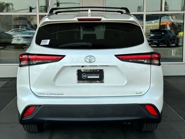 used 2021 Toyota Highlander car, priced at $37,995