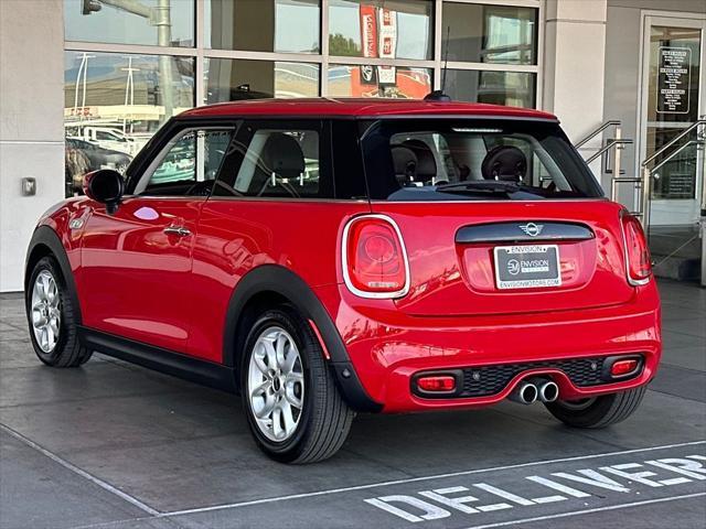 used 2020 MINI Hardtop car, priced at $16,923