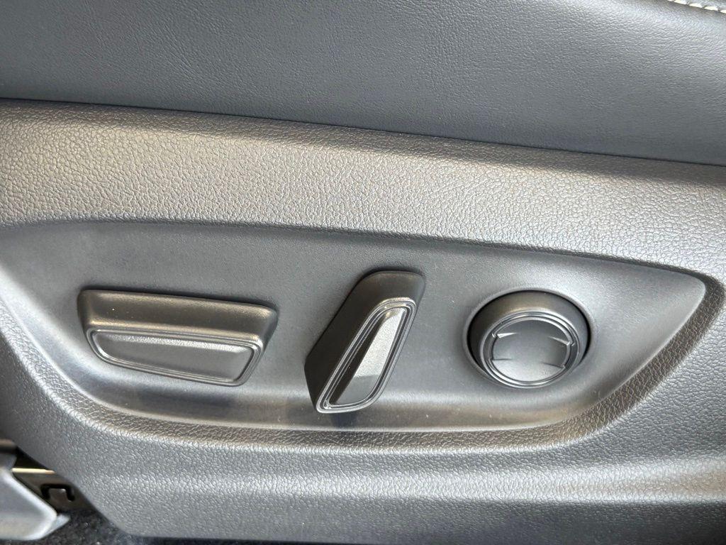 new 2025 Toyota Crown Signia car, priced at $49,406