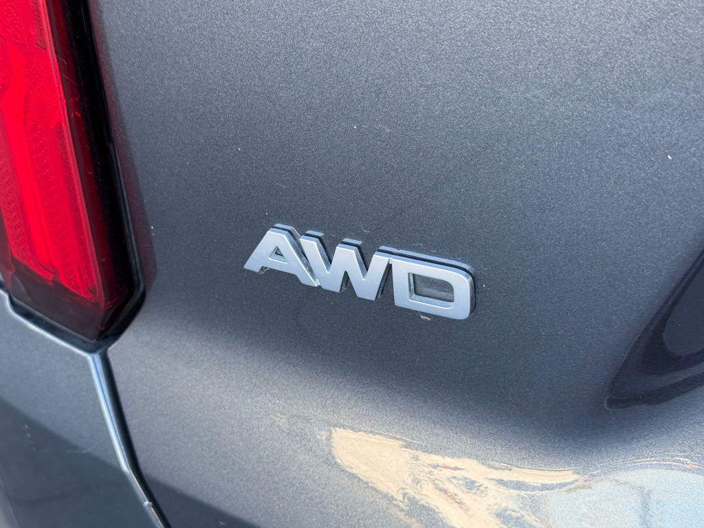 used 2022 Kia Sorento car, priced at $26,995