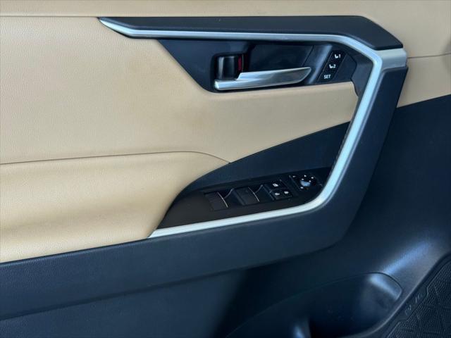 used 2019 Toyota RAV4 car, priced at $26,264
