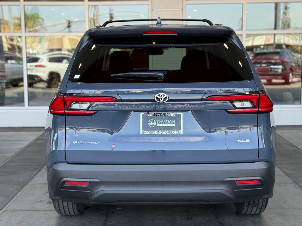new 2026 Toyota Grand Highlander Hybrid car, priced at $51,432