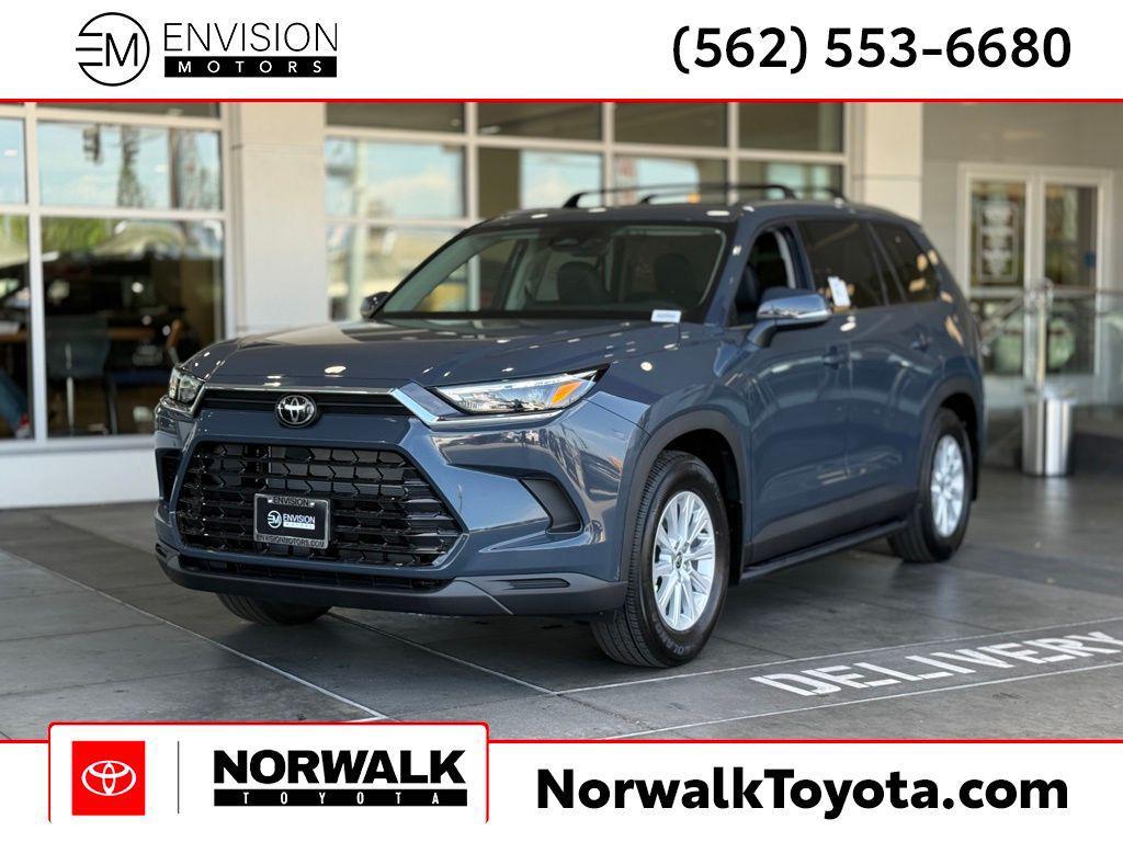 new 2026 Toyota Grand Highlander Hybrid car, priced at $51,432