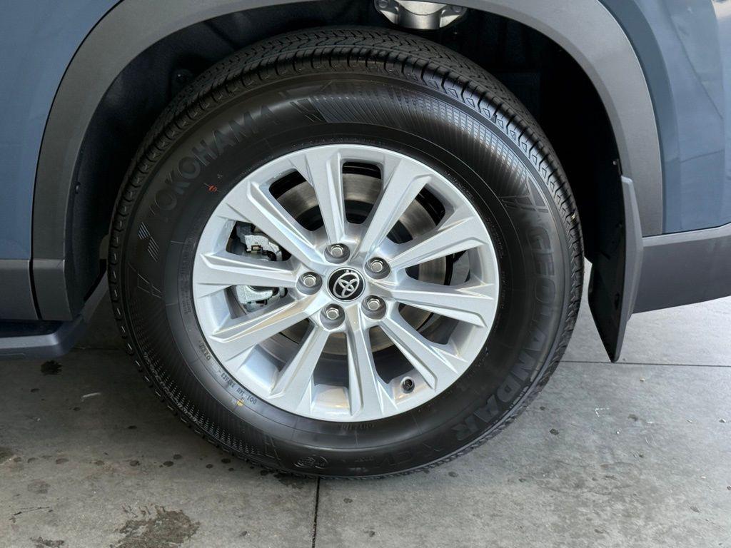 new 2026 Toyota Grand Highlander Hybrid car, priced at $51,432