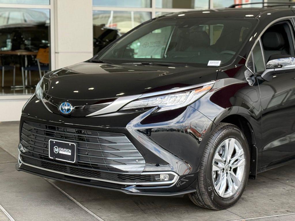 new 2025 Toyota Sienna car, priced at $54,949