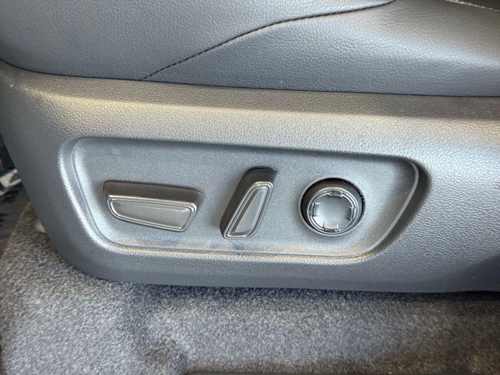 new 2025 Toyota 4Runner car, priced at $60,618