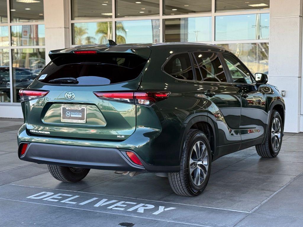 used 2024 Toyota Highlander car, priced at $37,672
