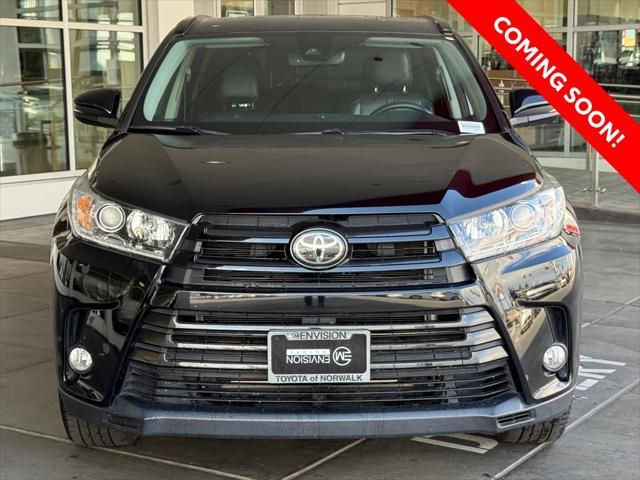 used 2018 Toyota Highlander car, priced at $24,289