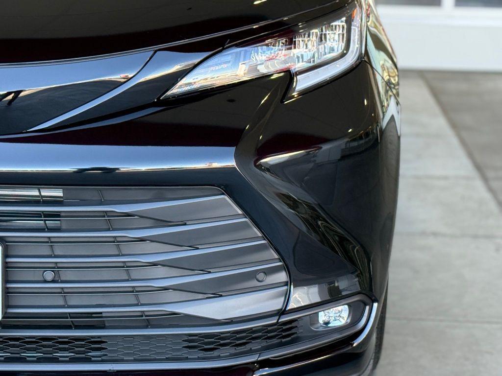 new 2025 Toyota Sienna car, priced at $52,970