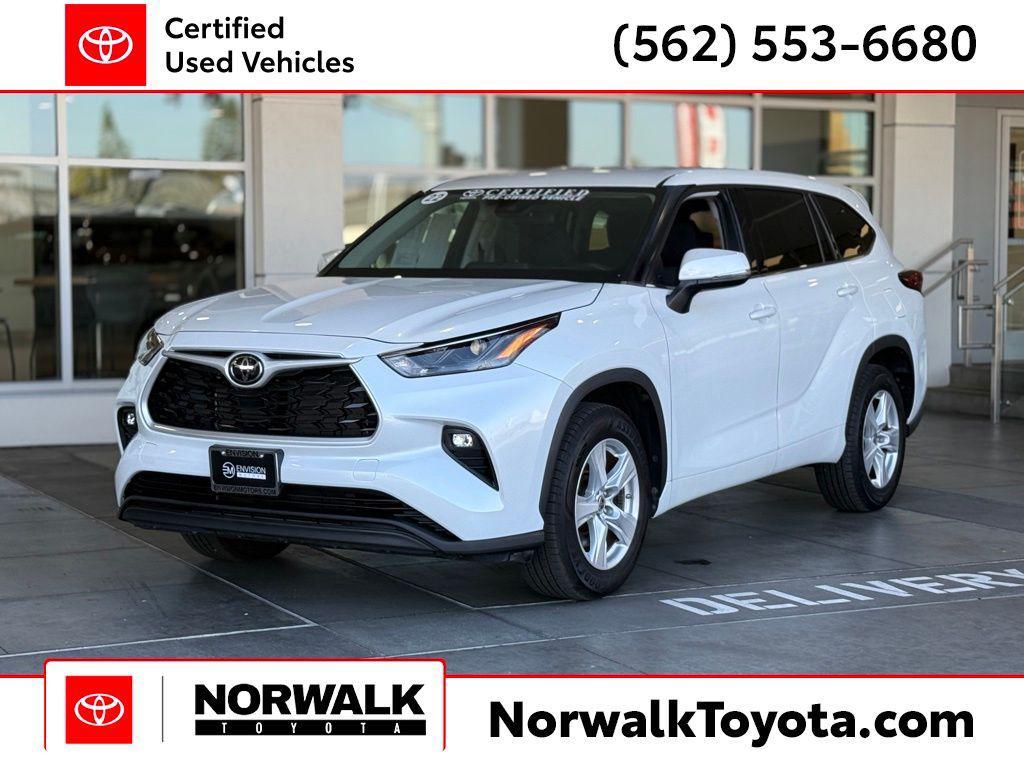 used 2022 Toyota Highlander car, priced at $28,488