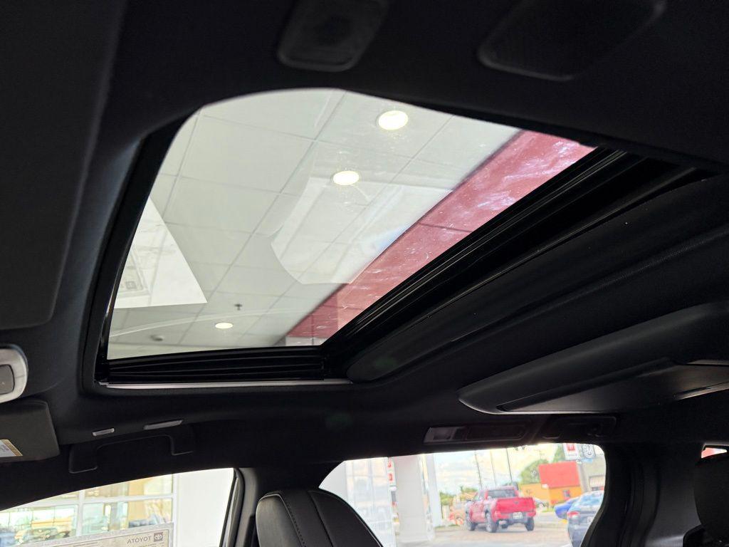 new 2025 Toyota Sienna car, priced at $60,634