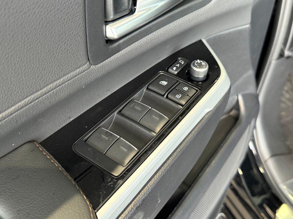 new 2025 Toyota Sienna car, priced at $60,634