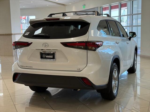new 2025 Toyota Highlander car, priced at $43,148