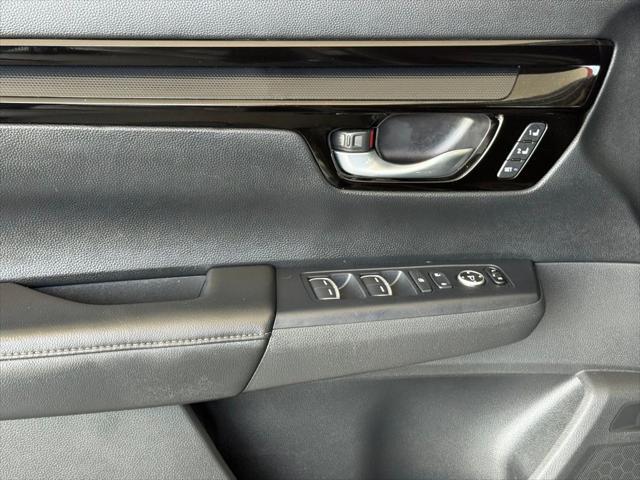 used 2023 Honda CR-V car, priced at $29,888