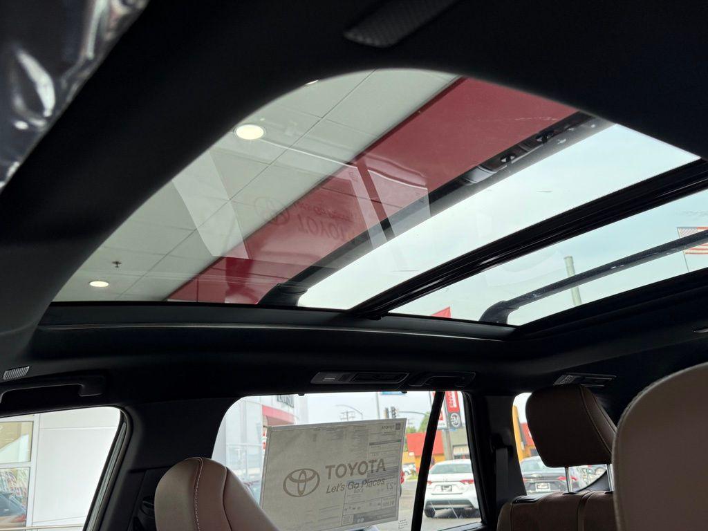 new 2026 Toyota Grand Highlander Hybrid car, priced at $63,743