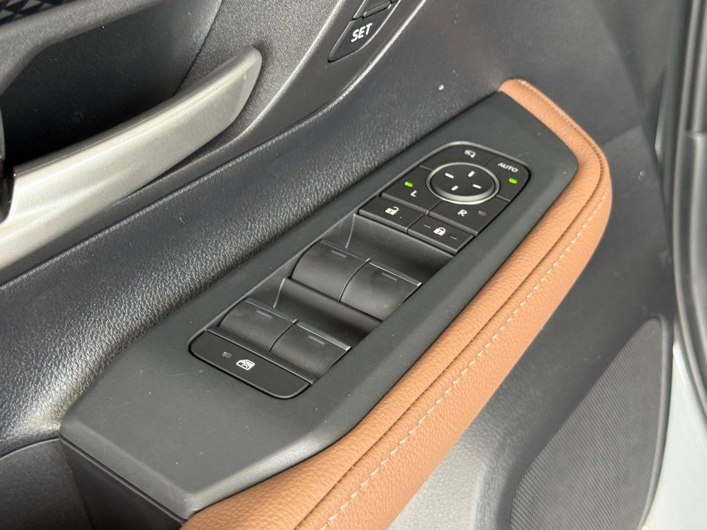 new 2026 Toyota Grand Highlander Hybrid car, priced at $63,743