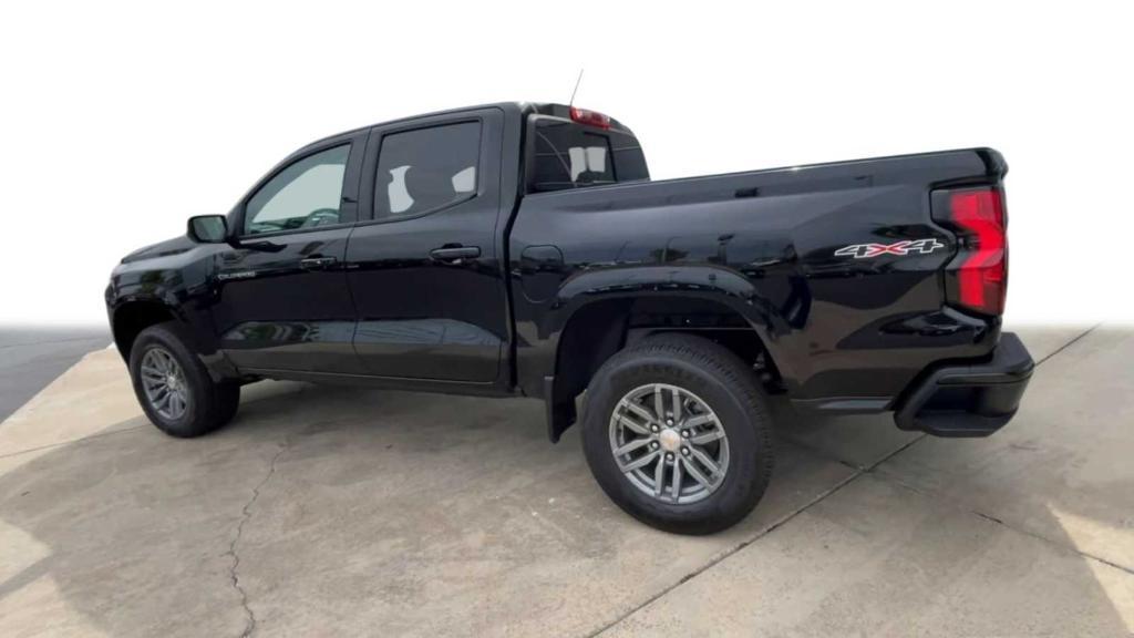 new 2024 Chevrolet Colorado car, priced at $40,515