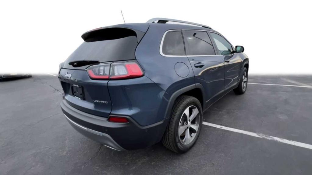 used 2021 Jeep Cherokee car, priced at $22,648