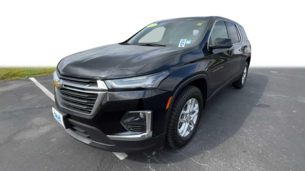 used 2023 Chevrolet Traverse car, priced at $27,488